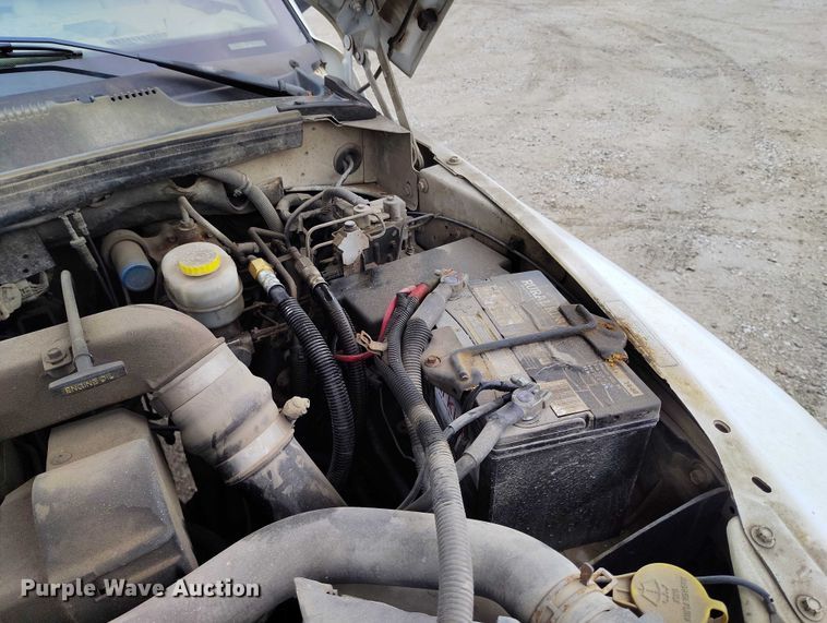 image for item IH9393 2001 Dodge Ram 2500 Ext. Cab pickup truck