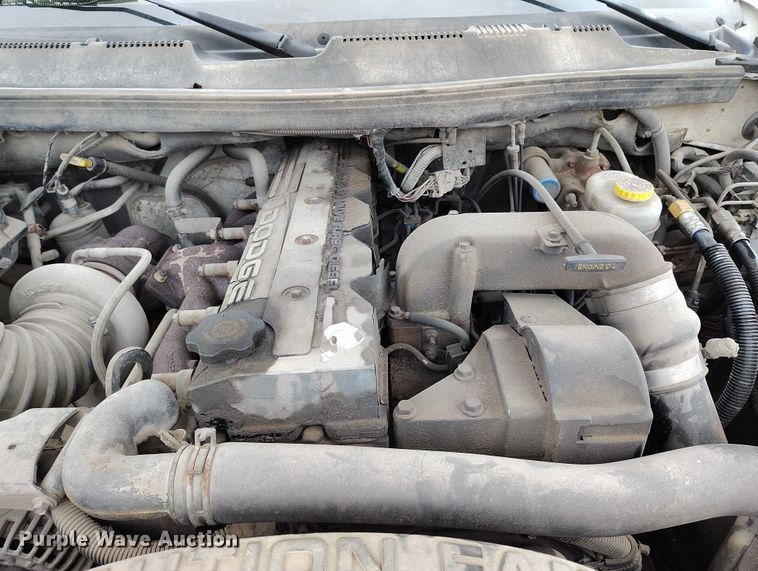 image for item IH9393 2001 Dodge Ram 2500 Ext. Cab pickup truck