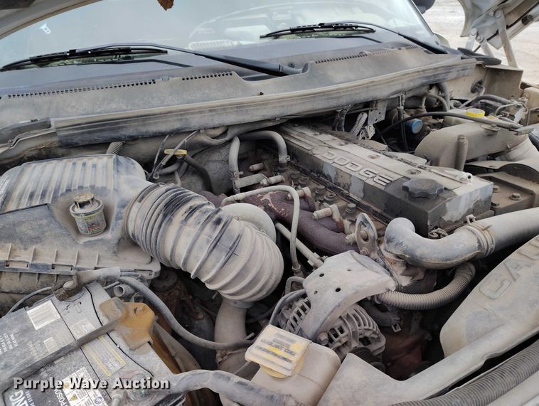 image for item IH9393 2001 Dodge Ram 2500 Ext. Cab pickup truck