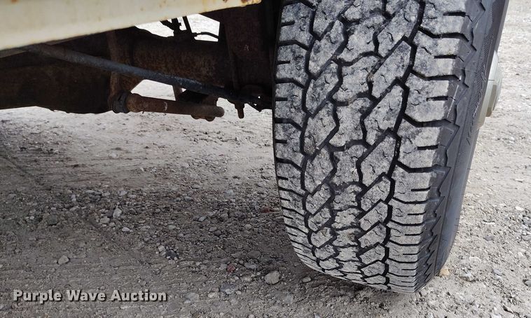 image for item IH9393 2001 Dodge Ram 2500 Ext. Cab pickup truck