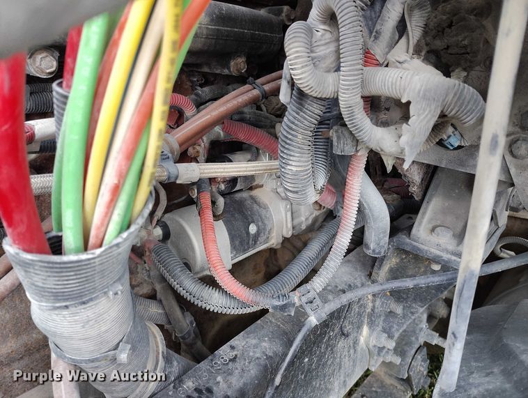 image for item IH9394 2006 Freightliner Columbia semi truck