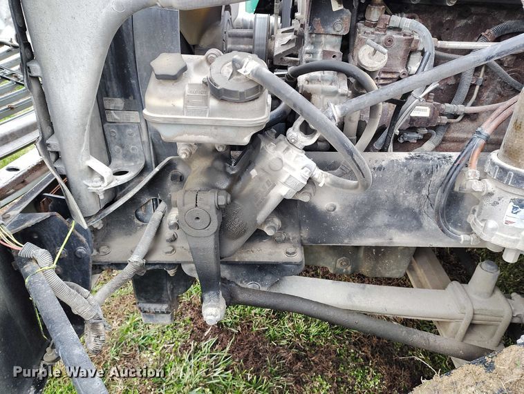 image for item IH9394 2006 Freightliner Columbia semi truck