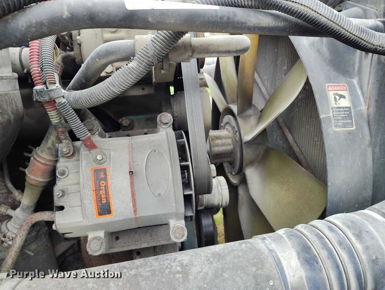 image for item IH9394 2006 Freightliner Columbia semi truck