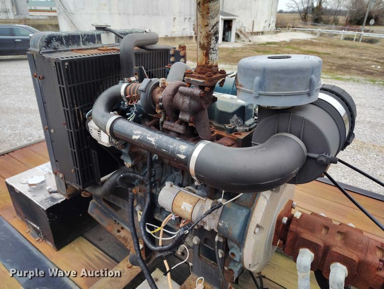 image for item IH9399 2014 Willmar Side Shooter 24 fertilizer delivery trailer