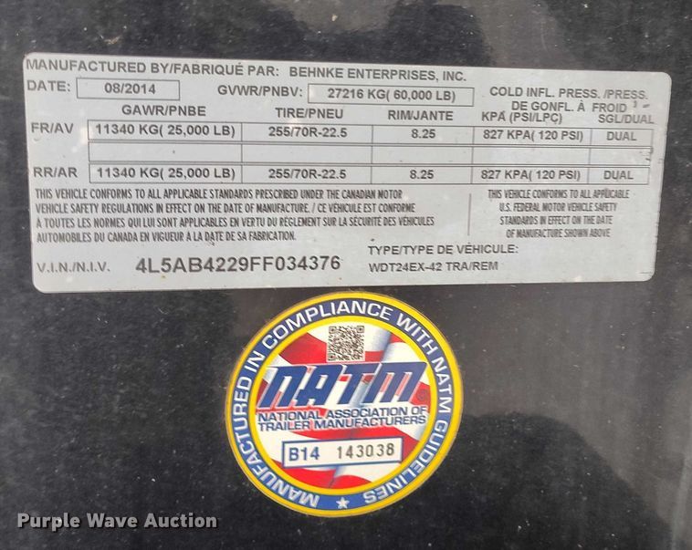 image for item IH9399 2014 Willmar Side Shooter 24 fertilizer delivery trailer