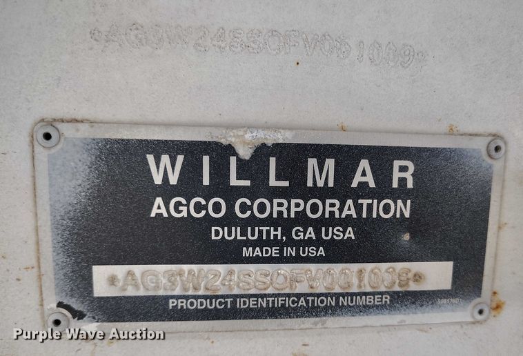 image for item IH9399 2014 Willmar Side Shooter 24 fertilizer delivery trailer