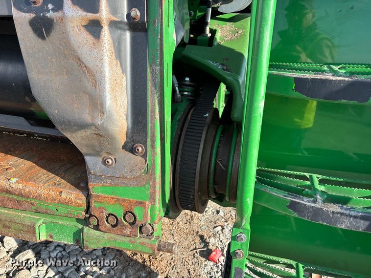 image for item YA1775 2012 John Deere S670 combine