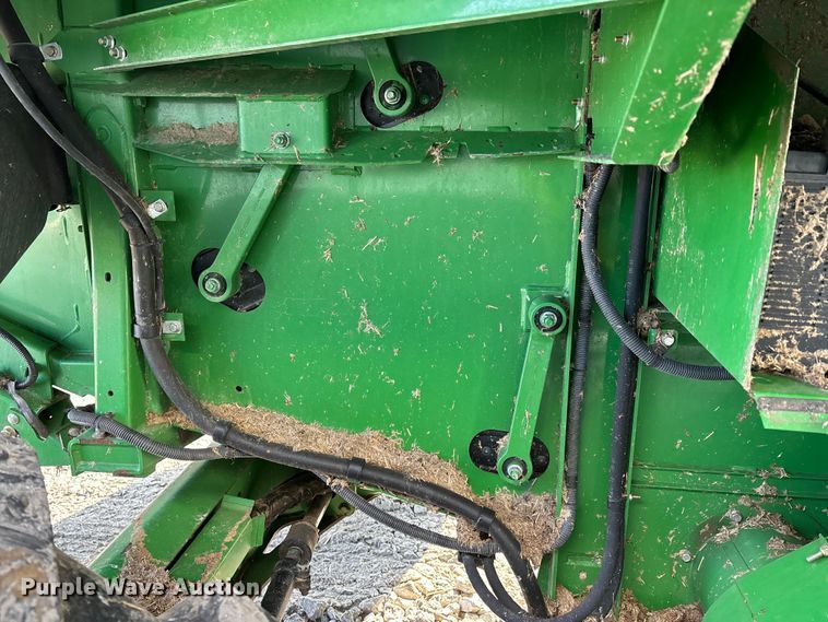 image for item YA1775 2012 John Deere S670 combine