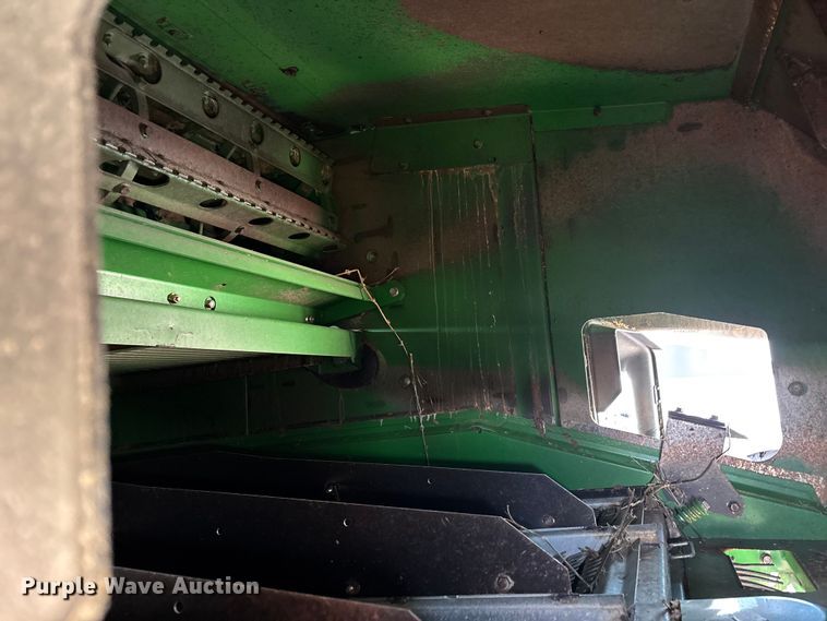 image for item YA1775 2012 John Deere S670 combine