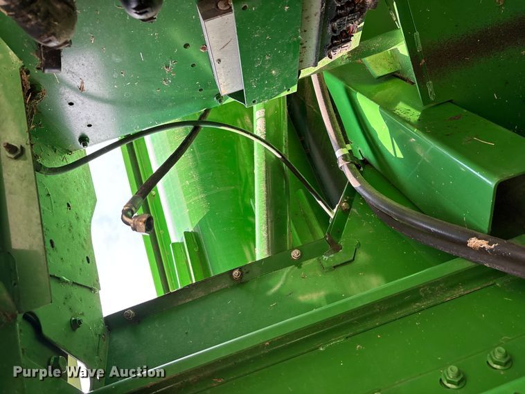 image for item YA1775 2012 John Deere S670 combine