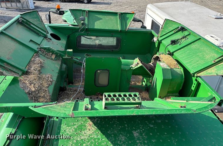image for item YA1775 2012 John Deere S670 combine