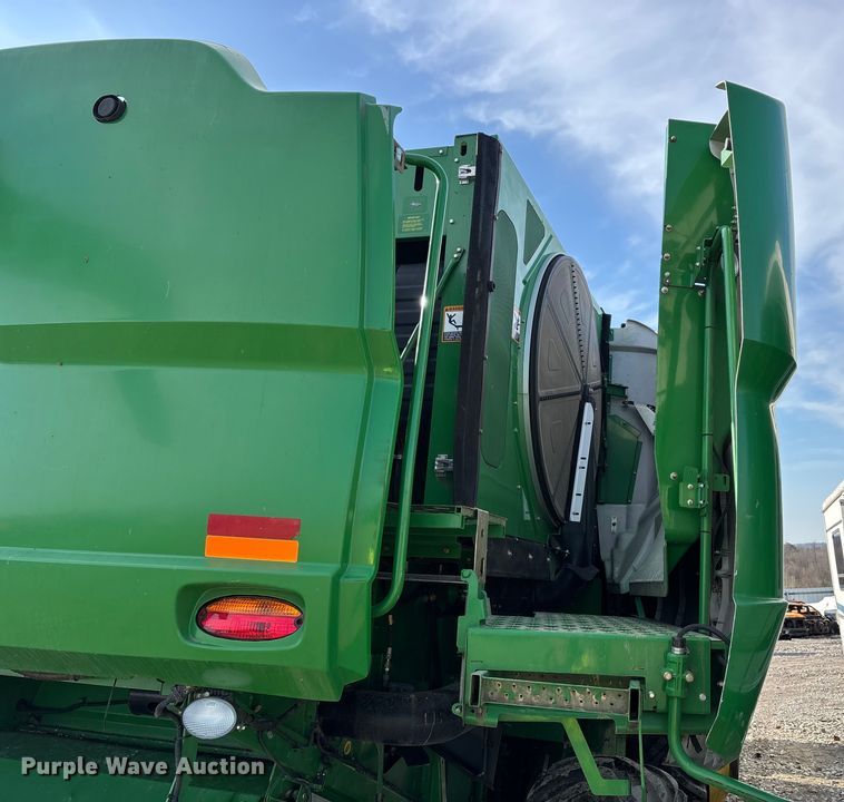 image for item YA1775 2012 John Deere S670 combine