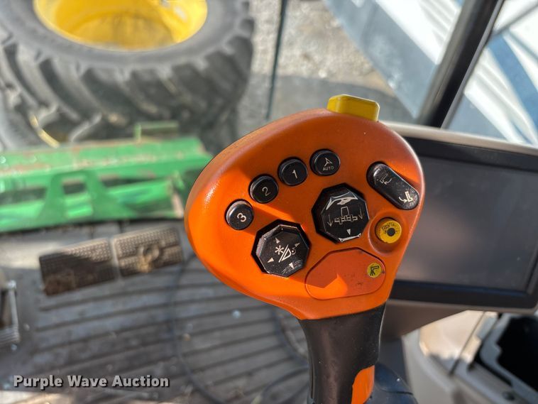 image for item YA1775 2012 John Deere S670 combine