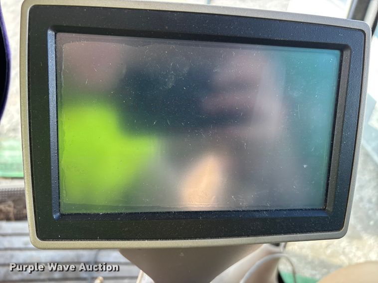 image for item YA1775 2012 John Deere S670 combine