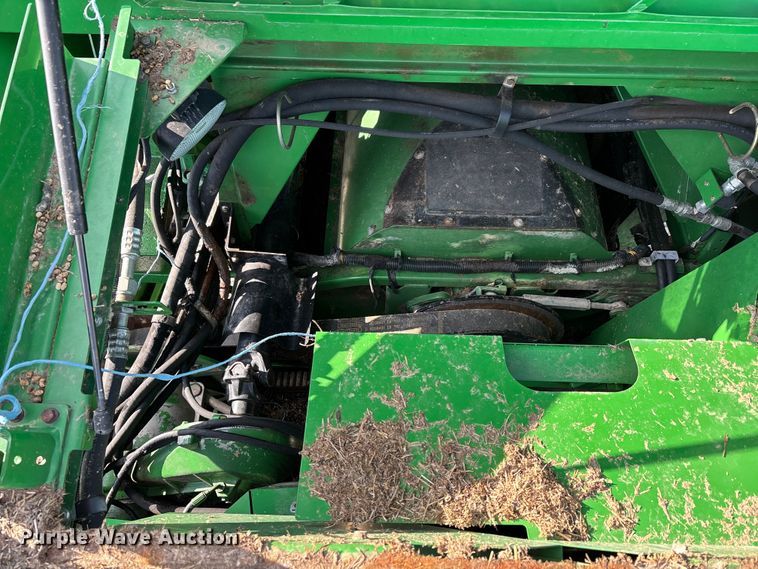 image for item YA1775 2012 John Deere S670 combine