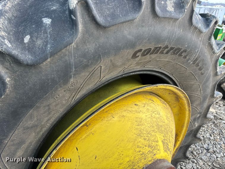 image for item YA1775 2012 John Deere S670 combine