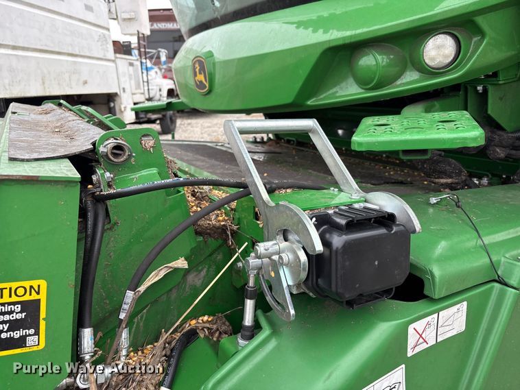 image for item YA1777 2023 John Deere S770 STS RWA combine