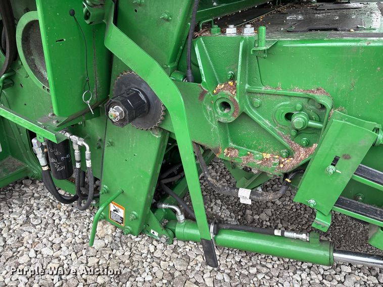 image for item YA1777 2023 John Deere S770 STS RWA combine