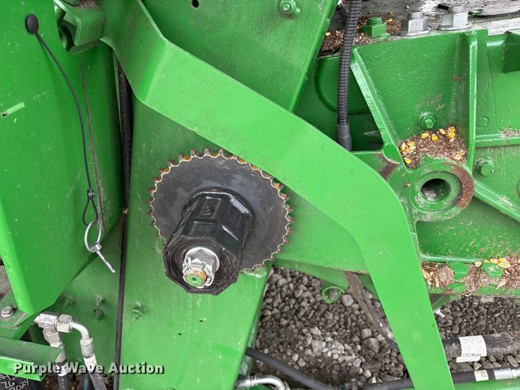 image for item YA1777 2023 John Deere S770 STS RWA combine