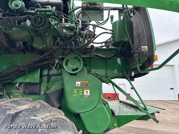 image for item YA1793 2006 John Deere 9760 STS combine