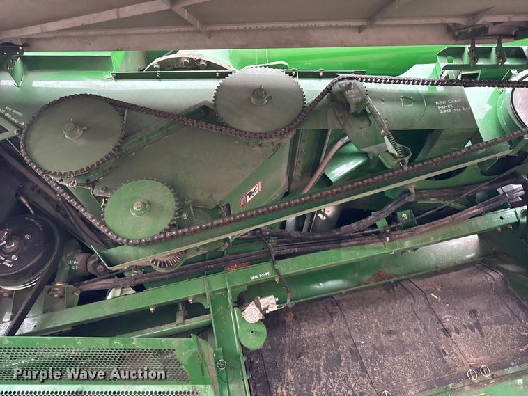 image for item YA1793 2006 John Deere 9760 STS combine