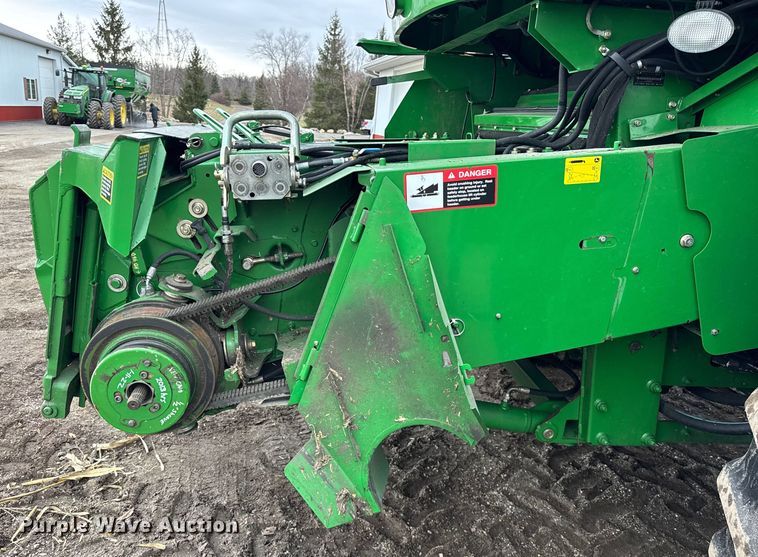 image for item YA1793 2006 John Deere 9760 STS combine