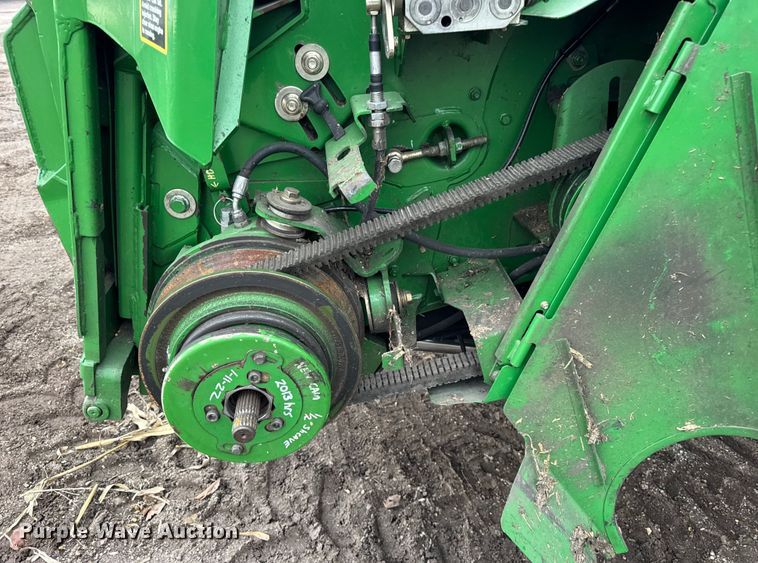 image for item YA1793 2006 John Deere 9760 STS combine