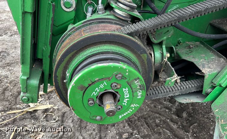 image for item YA1793 2006 John Deere 9760 STS combine