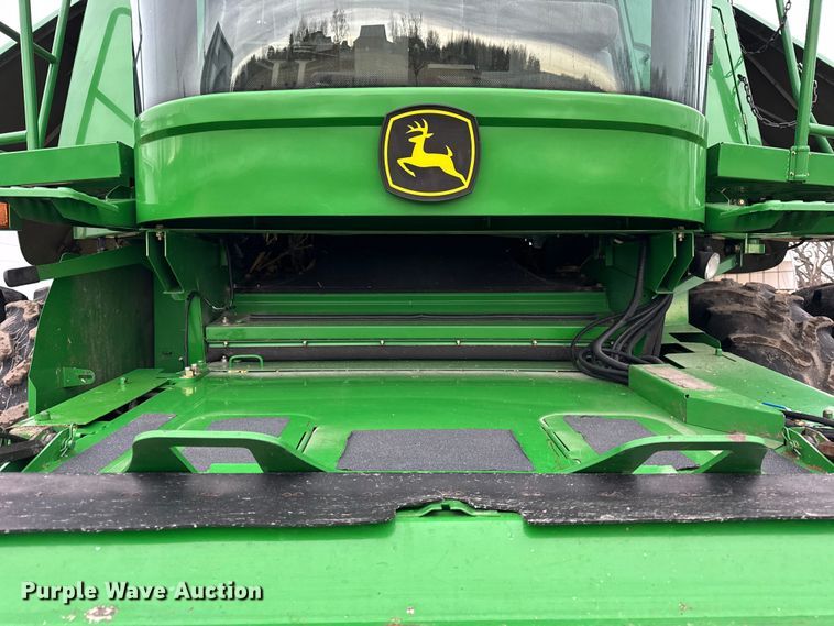 image for item YA1793 2006 John Deere 9760 STS combine