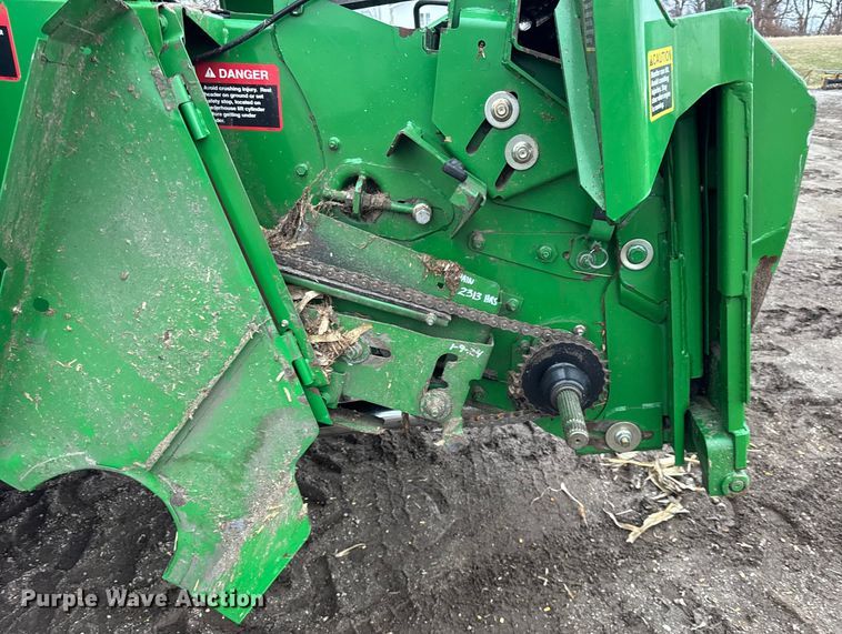 image for item YA1793 2006 John Deere 9760 STS combine