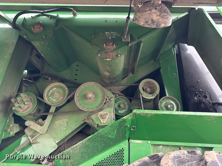image for item YA1793 2006 John Deere 9760 STS combine