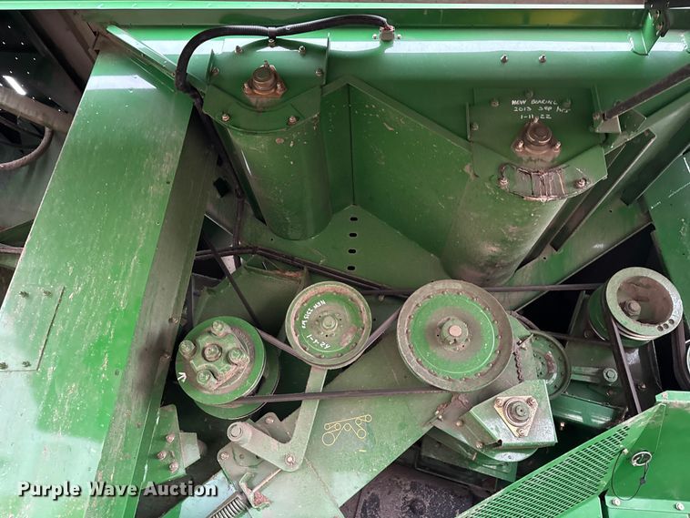 image for item YA1793 2006 John Deere 9760 STS combine