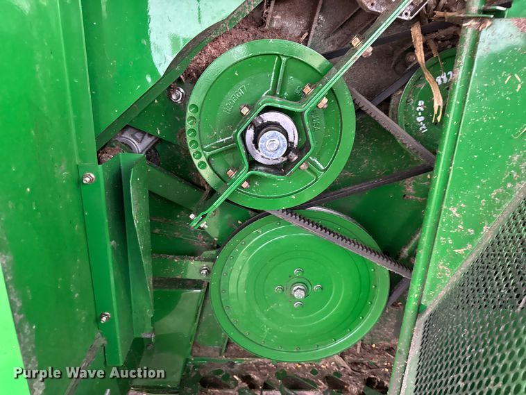 image for item YA1793 2006 John Deere 9760 STS combine