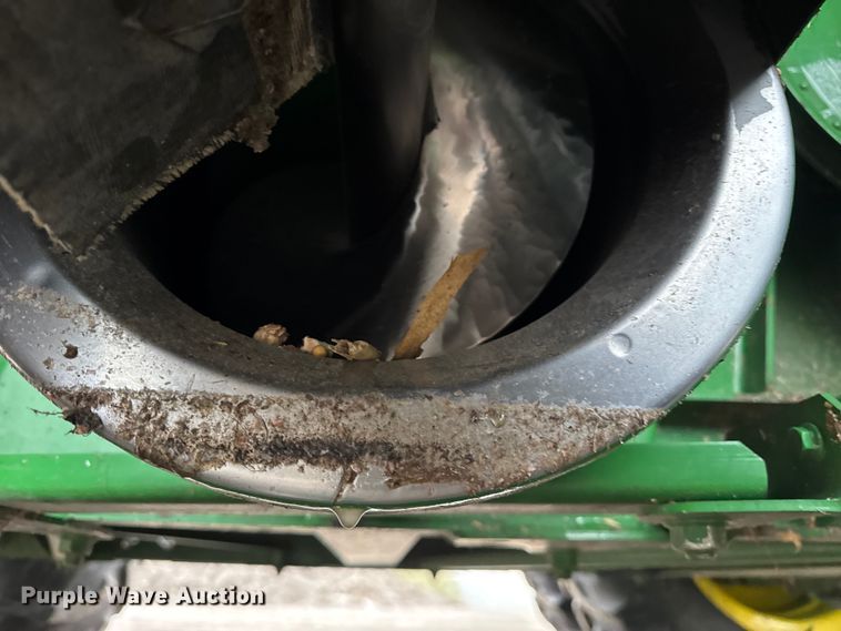 image for item YA1793 2006 John Deere 9760 STS combine