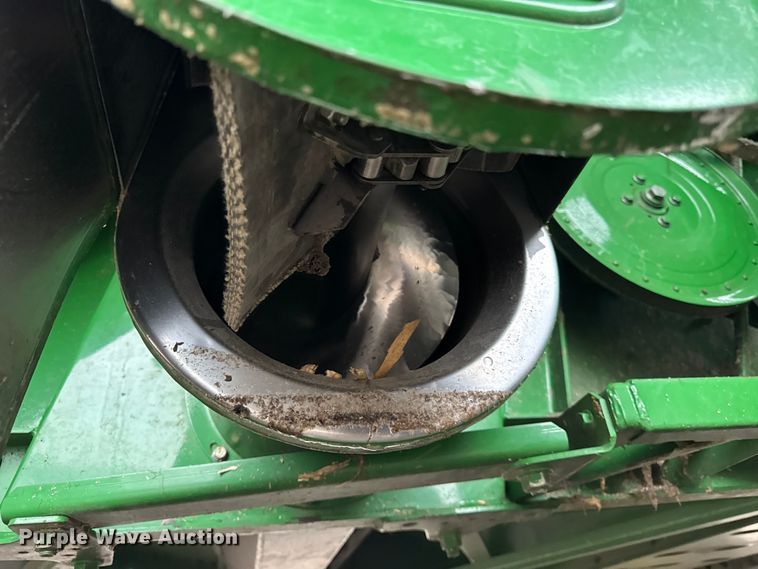 image for item YA1793 2006 John Deere 9760 STS combine