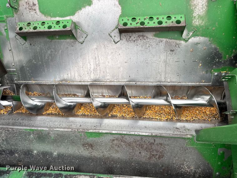 image for item YA1793 2006 John Deere 9760 STS combine