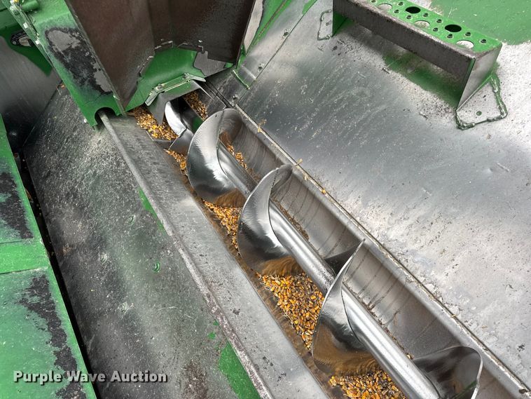 image for item YA1793 2006 John Deere 9760 STS combine