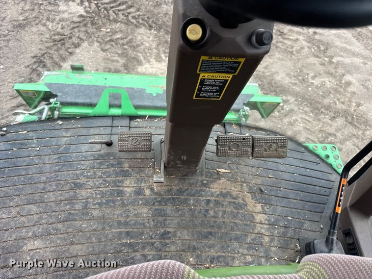 image for item YA1793 2006 John Deere 9760 STS combine