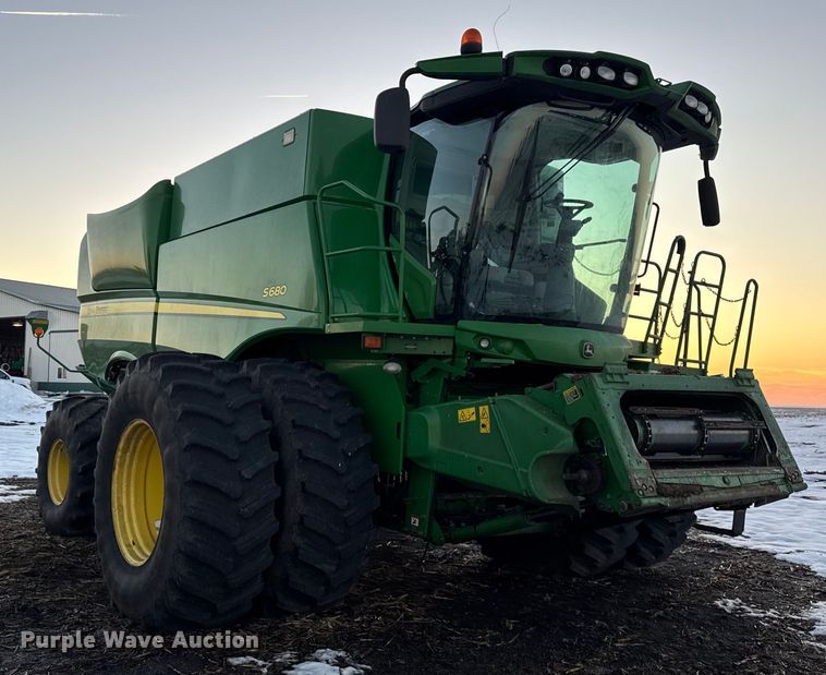 image for item YA1794 2012 John Deere S680S STS combine