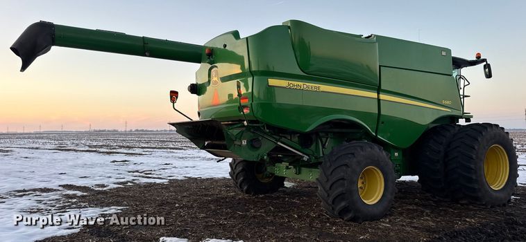image for item YA1794 2012 John Deere S680S STS combine
