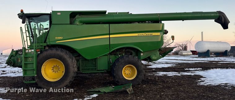 image for item YA1794 2012 John Deere S680S STS combine