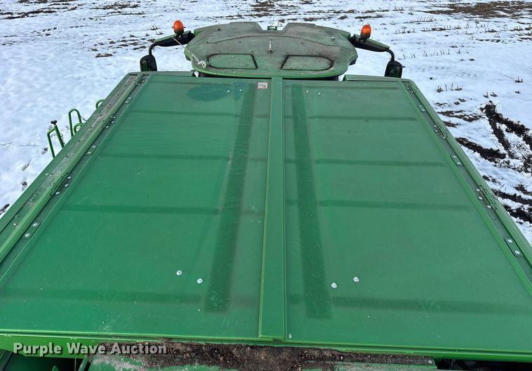 image for item YA1794 2012 John Deere S680S STS combine