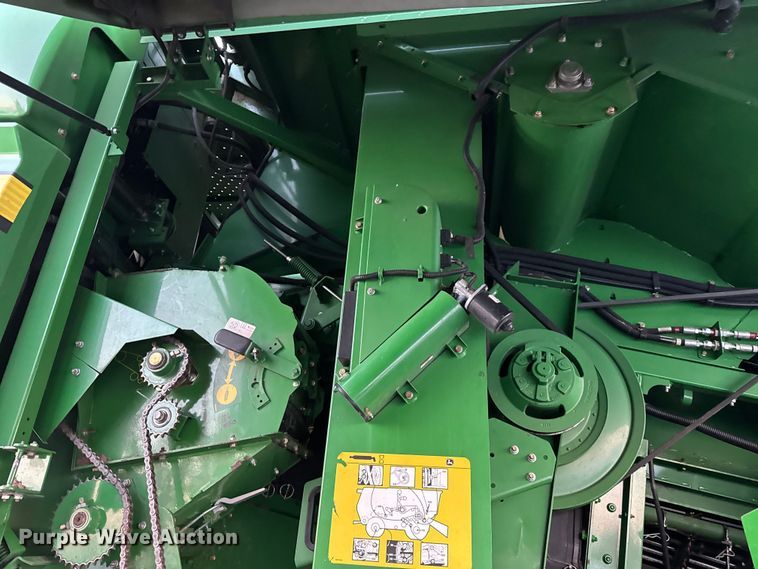 image for item YA1794 2012 John Deere S680S STS combine