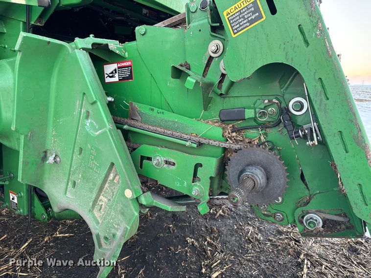 image for item YA1794 2012 John Deere S680S STS combine