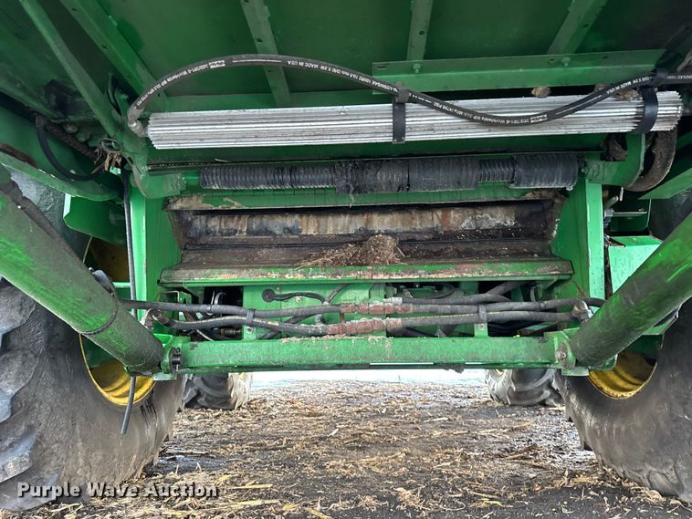 image for item YA1794 2012 John Deere S680S STS combine