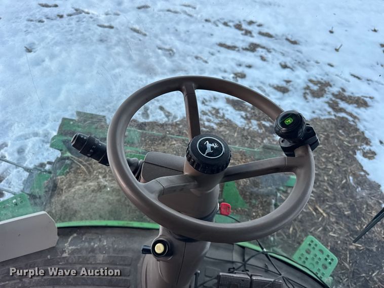 image for item YA1794 2012 John Deere S680S STS combine