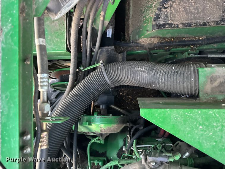 image for item YA1794 2012 John Deere S680S STS combine