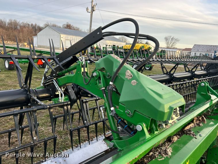 image for item YA1796 2023 John Deere HD50F hinged flex draper head