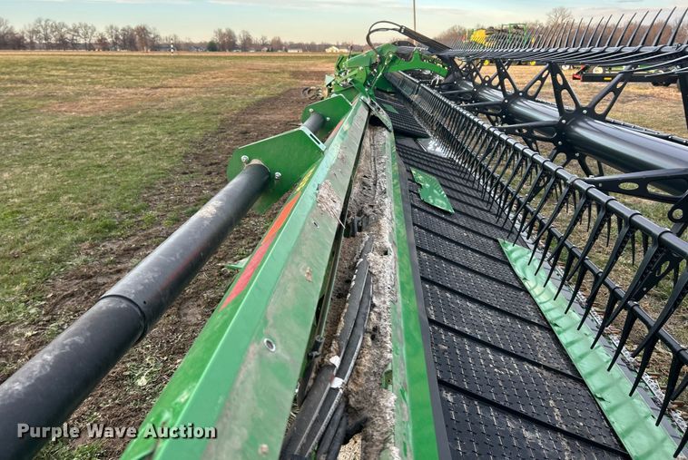 image for item YA1796 2023 John Deere HD50F hinged flex draper head