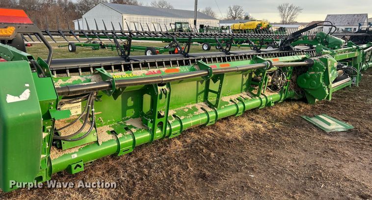 image for item YA1796 2023 John Deere HD50F hinged flex draper head